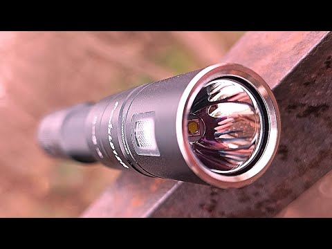Видео: EDC фонарь Fenix LD12R