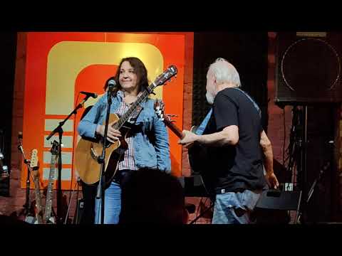Видео: Концерт на "Радио ПРИТЯЖЕНИЕ FM" смотрите описание к видео: