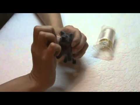 Видео: Как пришить усы игрушке