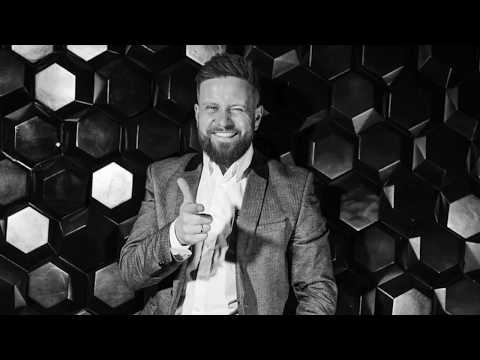 Видео: Какое меню ресторана лучше работает: с фото или без? +БОНУС: 7 фишек меню | Ресторанные секреты