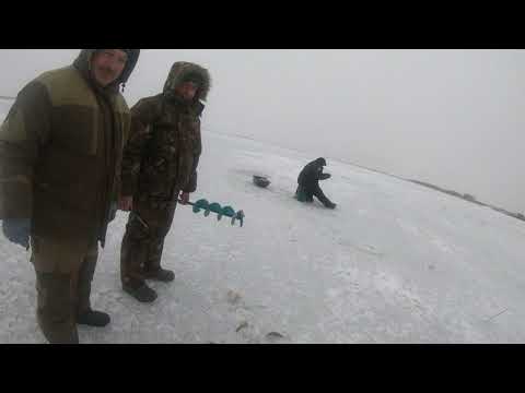 Видео: ОЗЕРО ЧАНЫ . ПЕРВЫЙ ЛЕД 2020-2021 (1 серия)