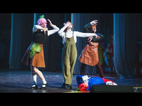 Видео: КОСПЛЕЙ-ДЕФИЛЕ ЧИПОЛЛИНО!!!!!!!