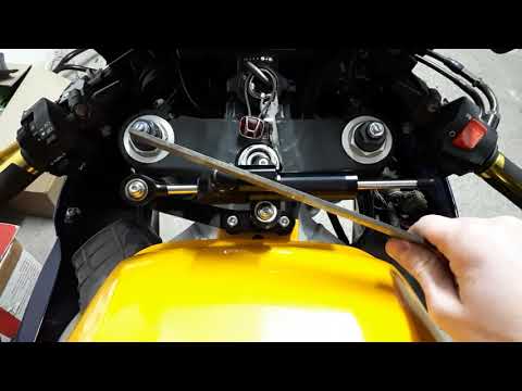 Видео: Обзор крепления демпфера руля для Honda CBR 929 RR Fireblade 2017.12.20 22:21:13