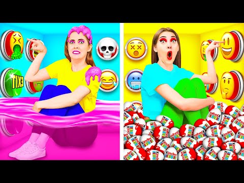 Видео: 1000 Загадочных Кнопок и Только Одна Тебя Спасет | Смешные Cитуации от RaPaPa Best