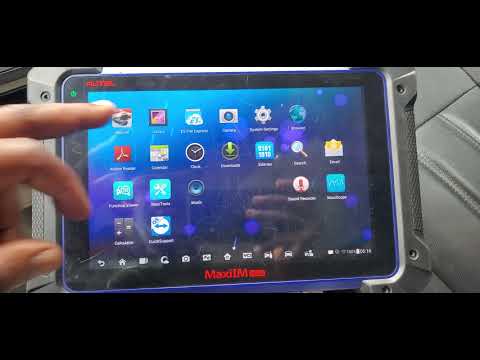 Видео: Как заменить и запрограммировать компьютер двигателя Chrysler Town & Country 2001–2016 годов