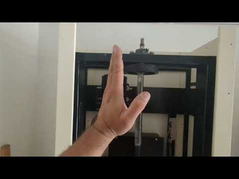 Видео: Ремонт подъёмника для инвалидов