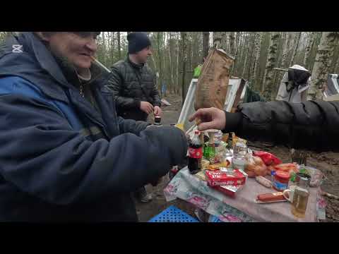 Видео: ЛЮДИ ЛЕСА. Отмечаем Новый год 🎄 часть 1. МУСОРЩИК