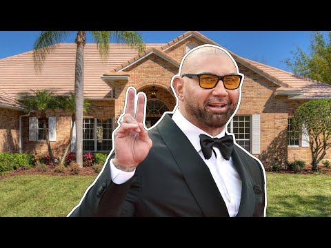 Видео: Как Живет Дэйв Батиста и Сколько Он Зарабатывает