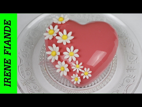 Видео: Муссовый  клубничный торт. Торт Сердце ко дню Святого Валентина