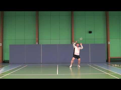 Видео: Навык владения приемом «смеш» в бадминтоне (9) Обманный смеш (Как его выполнить)