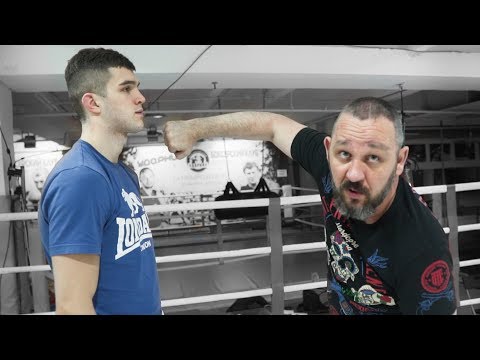 Видео: Этот удар пропускает даже Мейвезер / Как бить свинг