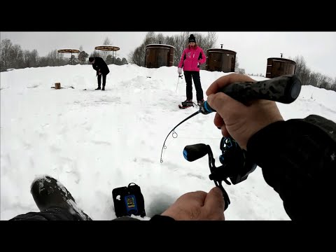 Видео: ЗИМНЯЯ РЫБАЛКА 2025. ЖЕНА ОТЖИГАЕТ! ТРУДОВАЯ ловля ФОРЕЛИ на АКТИВ. ФОРЕЛЕВАЯ ФЕРМА в селе Синеречка