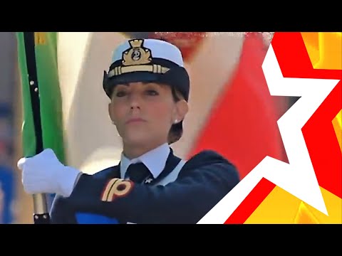 Видео: ЖЕНСКИЕ ВОЙСКА ИТАЛИИ ★ WOMEN'S TROOPS OF ITALY ★ TRUPPE FEMMINILI D'ITALIA ★ Military parade