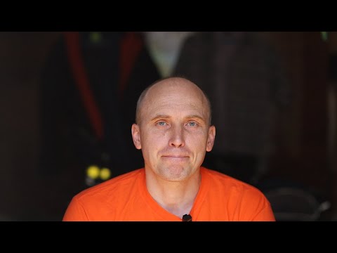 Видео: Місяць генерував ШІ відео у RunWay. Що з цього вийшло?