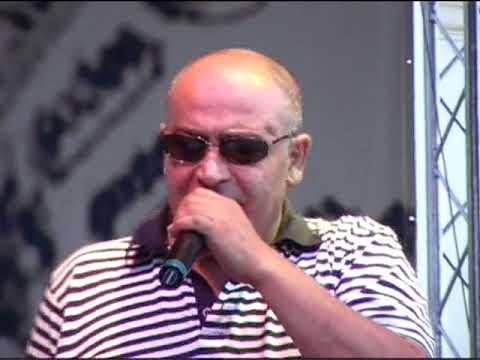 Видео: Спартак Арутюнян (гр. "Беломорканал") - Выступление в г. Колпино (Санкт-Петербург), 1. 09. 2007 г.