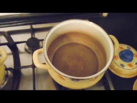 Видео: 39 Как очистить эмалированную кастрюлю, отбеливание эмали - how to clean an enamel pan