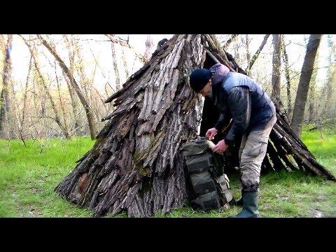 Видео: Шалаш из валежника и коры в походе  Обзор REDO 60