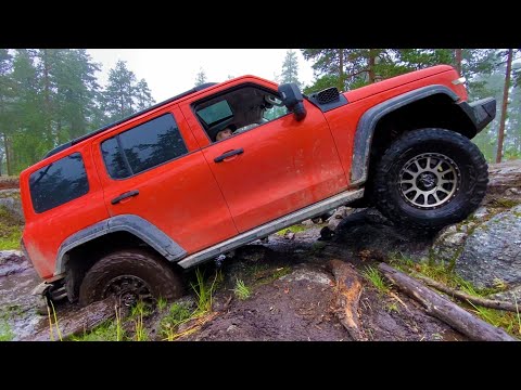 Видео: Я - ОФИГЕЛ! МАЖОРЫ на Танках! Порвали УАЗ!