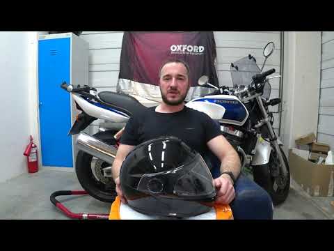 Видео: Обзор шлема Schuberth C4 Pro & Bluetooth пульта д/у SENA RC4 & гарнитуры SC1 Standard.