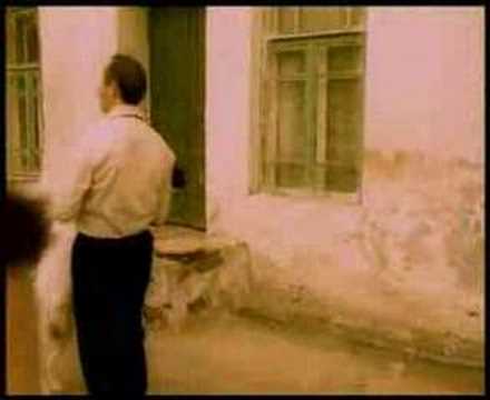 Видео: Мертвий Пiвень - Холодно (1998)
