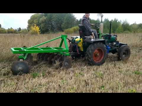 Видео: Саморобний Т-25 на ПОВНОМУ ПРИВОДІ! Дискування 4*4,вирвало кріплення гідроциліндра!