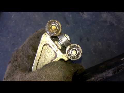 Видео: МИРовая библиотека: Устраниение проблемы выпадения сдвижной двери ГАзель-Соболь