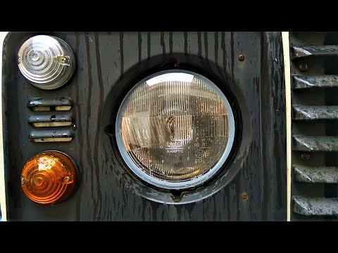 Видео: Замена фар и декоративной накладки на Defender — какие винты откручивать?