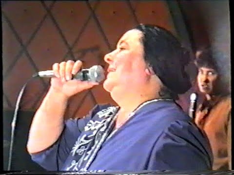 Видео: Недялка Керанова - Хороводна китка