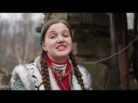 Видео: Щедрівка "В зеленім ліску" Анастасія Рошка і Анна Проданюк