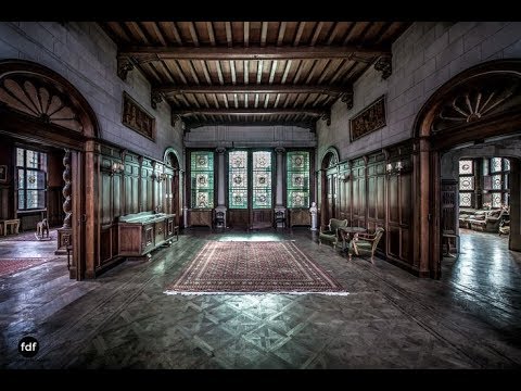 Видео: Заброшенная ферма с антиквариатом "Свадебное платье"