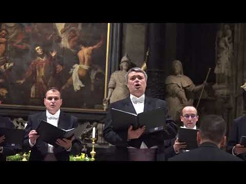 Видео: Хвалите - глас 5 / Ансамбъл "Йоан Кукузел Ангелогласният" - Виена