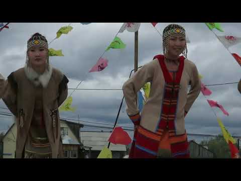 Видео: 09.08.2015г. Эдьигээҥҥэ устуулар