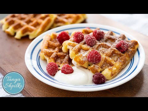 Видео: ТВОРОЖНЫЕ ВАФЛИ необыкновенно легкие | Запеченные Сырники | Farmer's Cheese (Tvorog) Waffles