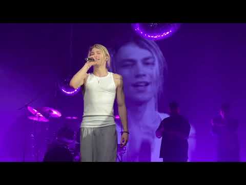 Видео: nkeeei, uniqe & ARTEM SHILOVETS — ГЛАМУР (01.12.24, @A2, Санкт-Петербург) #nkeeei #uniqe