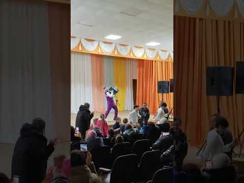Видео: Снова  Вирусно станцевали мега крутой Денис Крылов и Полина Крылова Марий Эл Новинка