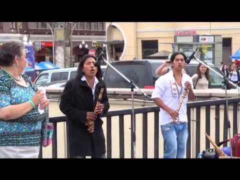 Видео: Индейцы в москве и выступление бомжа танцора