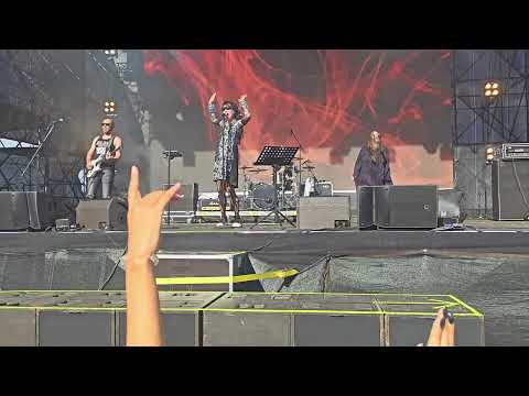 Видео: Линда мало огня