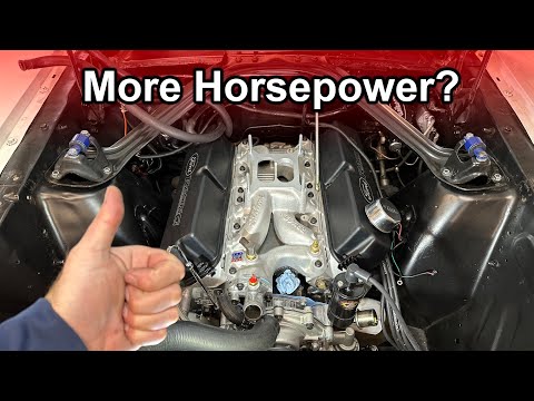 Видео: Установка впускного коллектора Edelbrock RPM Air Gap