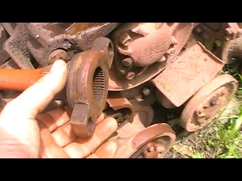 Видео: Трактор КТЗ Т-70. Демонтируем торсионный вал.