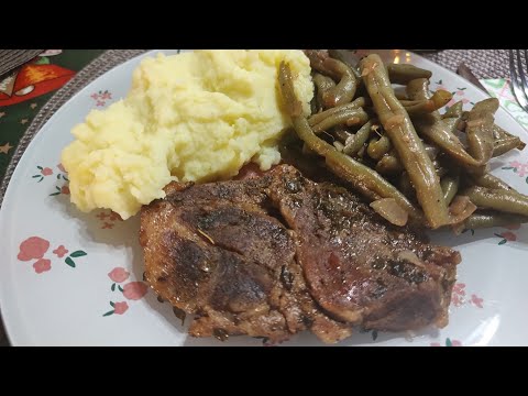Видео: Мариновано свинско месце - ароматно и крехко
