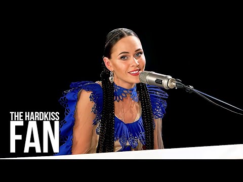 Видео: The HARDKISS - Обійми (Новорічна Фан-зона Хіт FM) | Julia Sanina