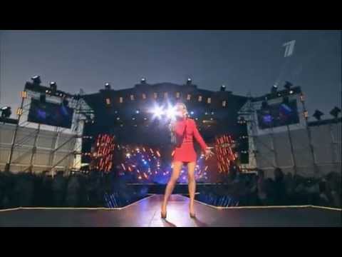 Видео: Юлия Савичева - Если в сердце живет любовь (Live)