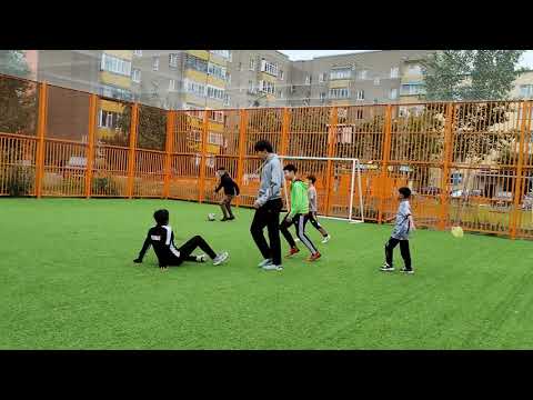 Видео: Игра друзей в футбол обернулась трагедией😱⚽#футбол#игра#дворовойфутбол#факты