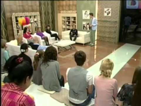 Видео: C.L.U.M.B.A. в гостях у Влада Лисовца на "Неделе стиля"