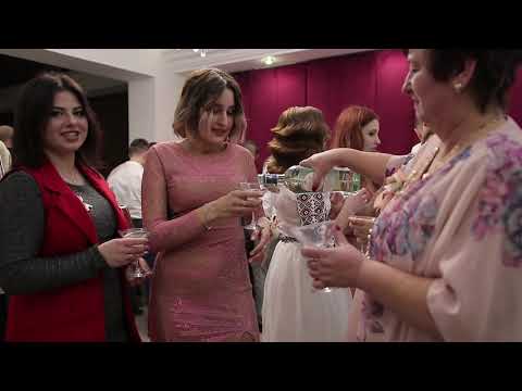 Видео: Найсмішніше за кадром 8 лютого