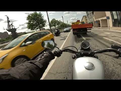 Видео: Вдоль набережной на Harley Davidson Sportster 1200 Часть 2