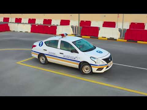 Видео: ТЕСТ ПАРКОВКИ SMART YARD / Dubai Driving Center / Английский
