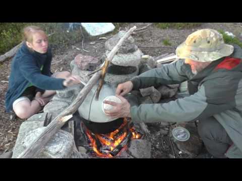 Видео: Походная еда.  Супчик из чечевицы с курицей