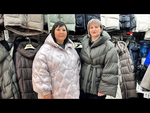 Видео: «BELLA MODA» 🔥ЖЕНСКИЕ ЗИМНИЕ КУРТКИ С МЕХОМ И БЕЗ ДО 70 р-ра 🔥Садовод