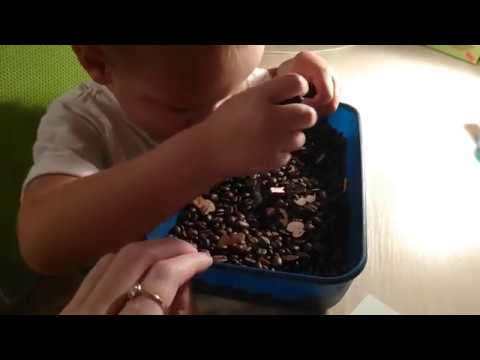 Видео: Логопед. Вызывание речи.  Пособие "Первоклассные слова".